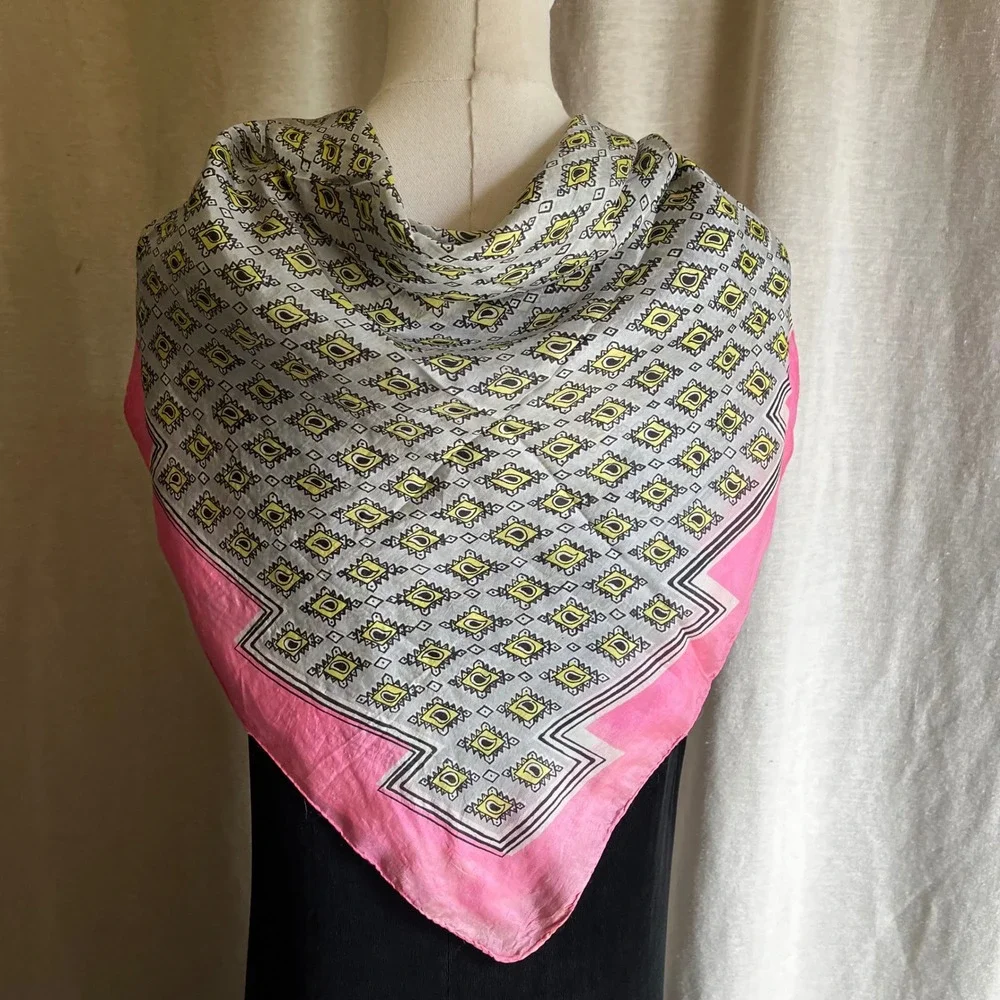 Vintage Scarfs by Kimbol Pink Geometric Scarf